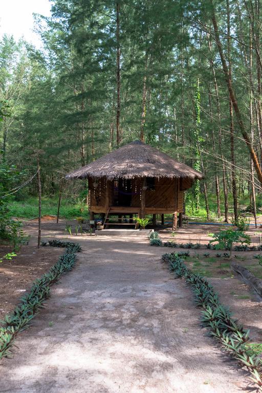 Tawan Bar And Bungalow Hotel Ko Phra Thong Luaran gambar