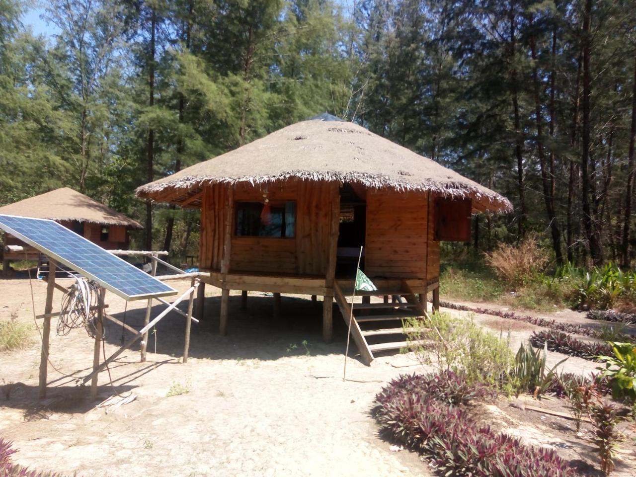 Tawan Bar And Bungalow Hotel Ko Phra Thong Bilik gambar